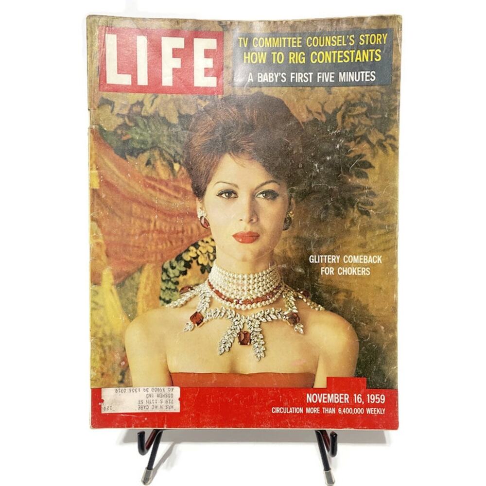 Life Magazine November 16 1959 Glittery Chokers, Baby's First Five Minutes